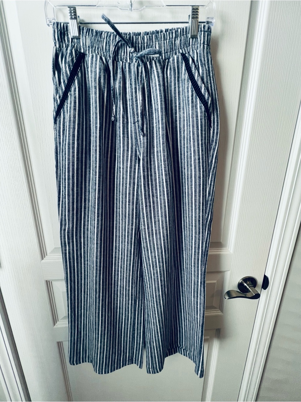Women’s Blue and White Stripe Drawstring Pants